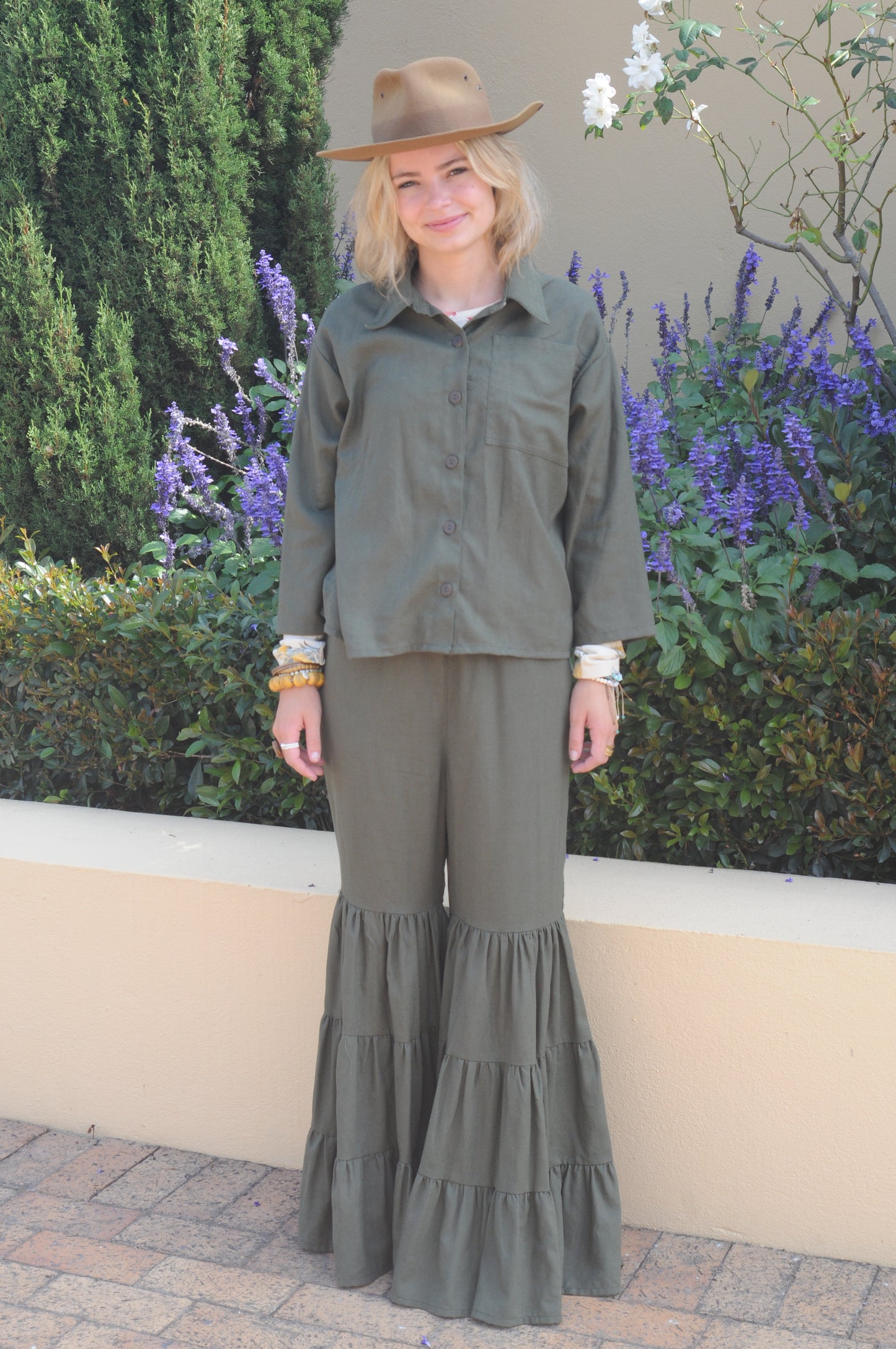 Olive Dreams - Quarter Sleeve Shirt