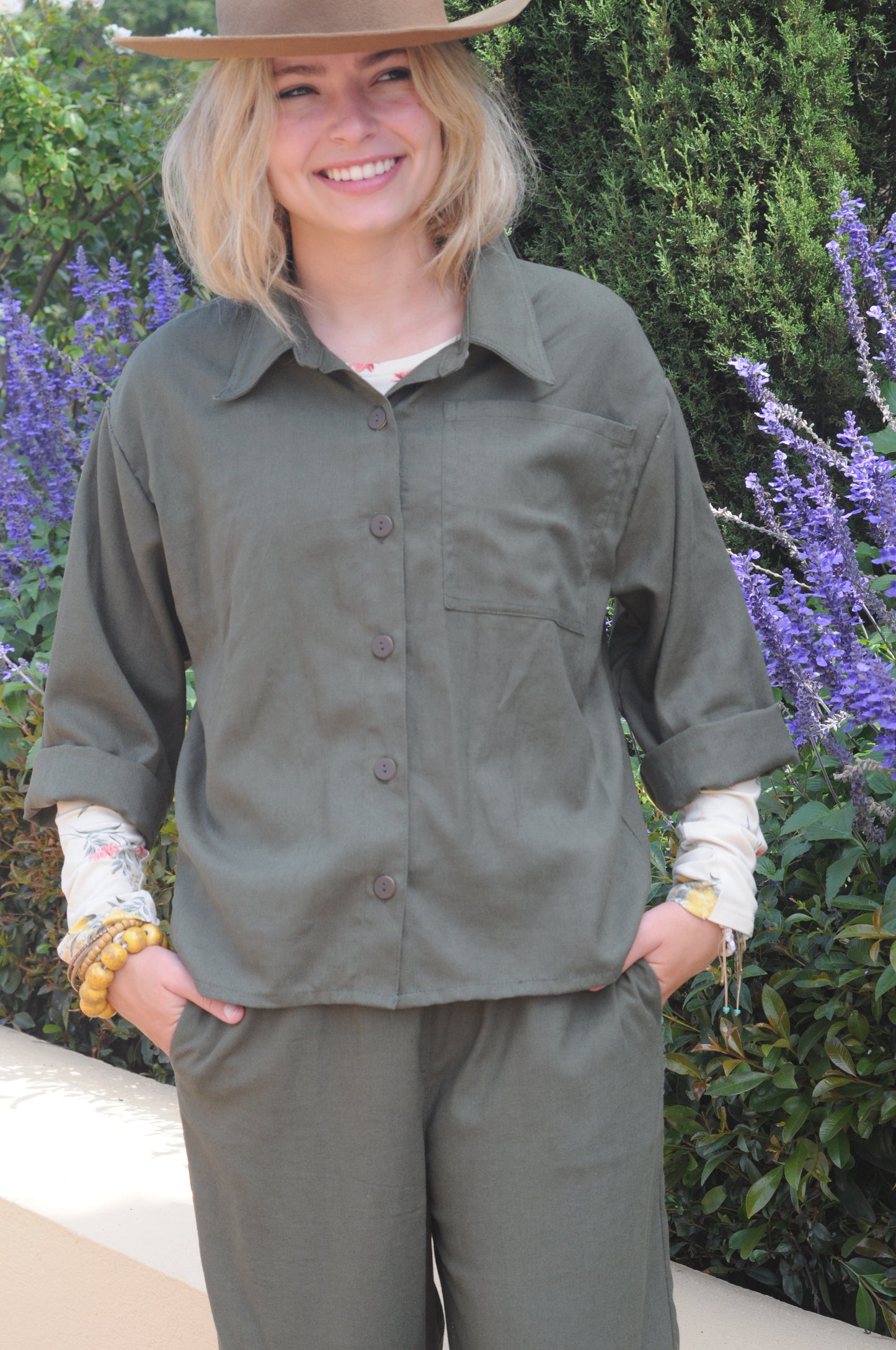 Olive Dreams - Quarter Sleeve Shirt