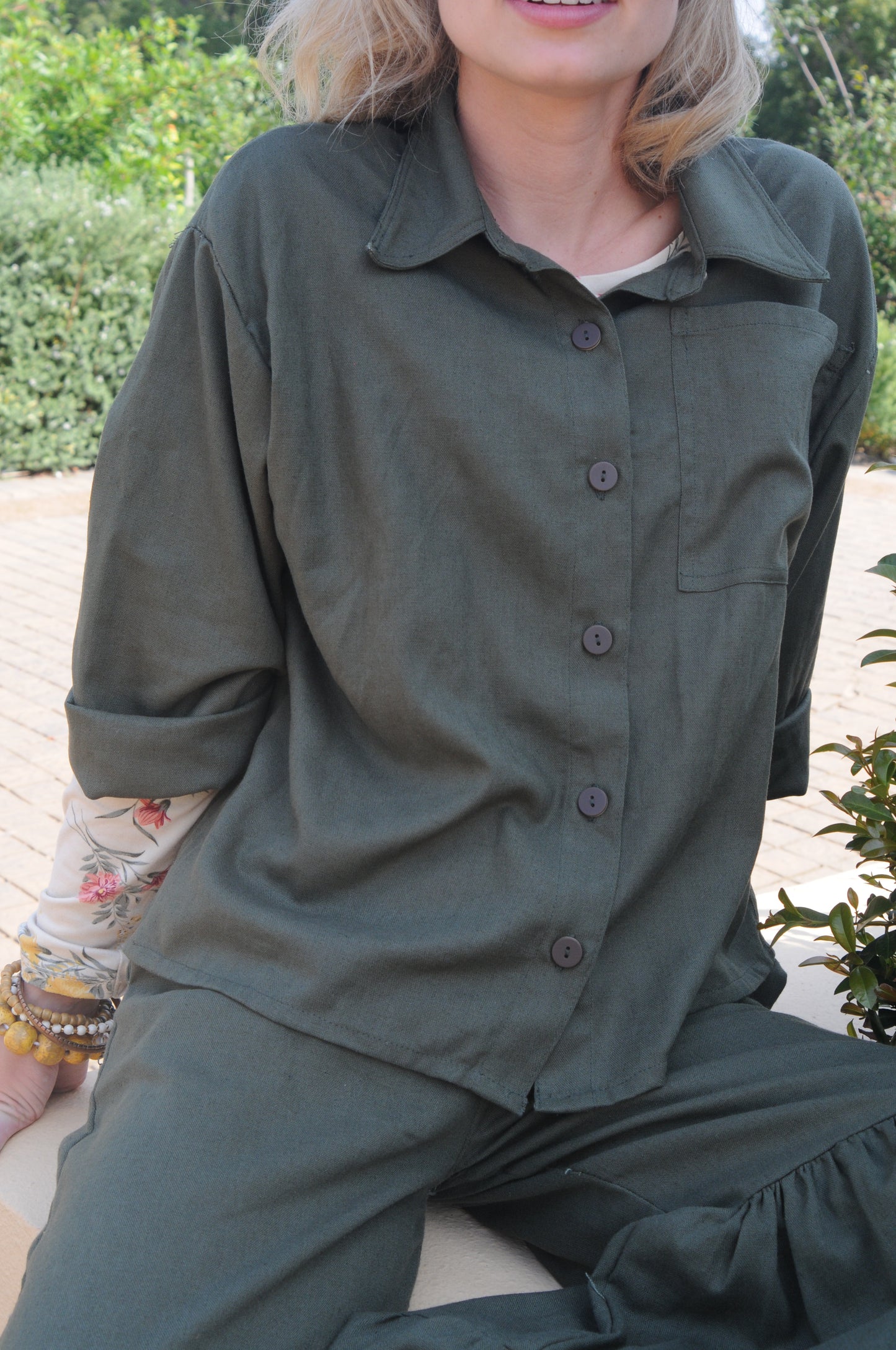 Olive Dreams - Quarter Sleeve Shirt